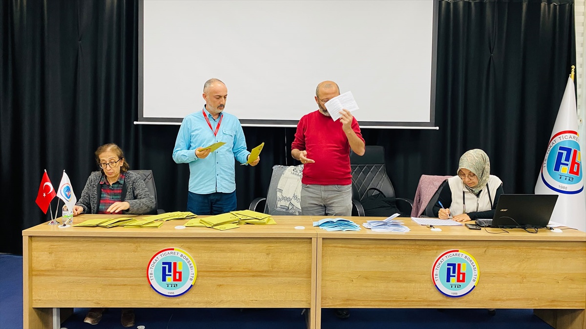 Tokat Ticaret Borsası başkanlık seçimini Lütfi Bora 155 oyla yeniden kazandı