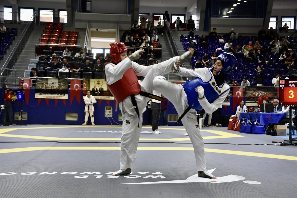 Türkiye Ümitler Tekvando Şampiyonası Ordu Altınordu\'da 521 sporcuyla başladı
