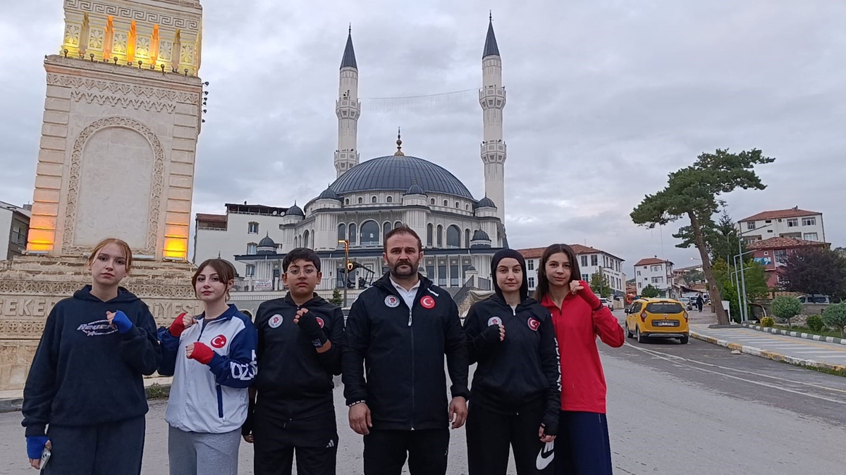 Yozgat boksunda ilk olan G&uuml;ltekin Aslan, Avrupa Şampiyonası'nda milli antren&ouml;r oldu