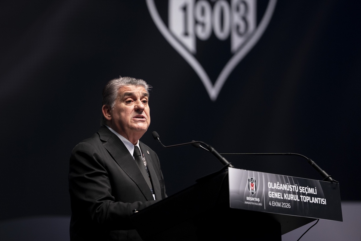 Beşiktaş Başkanı Adalı, artık futbolcu göndermek için para verilmeyeceğini söyledi