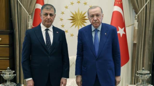 AK Parti'ye geçiş iddiası sürerken Cemil Tugay'dan dikkat çeken yanıt