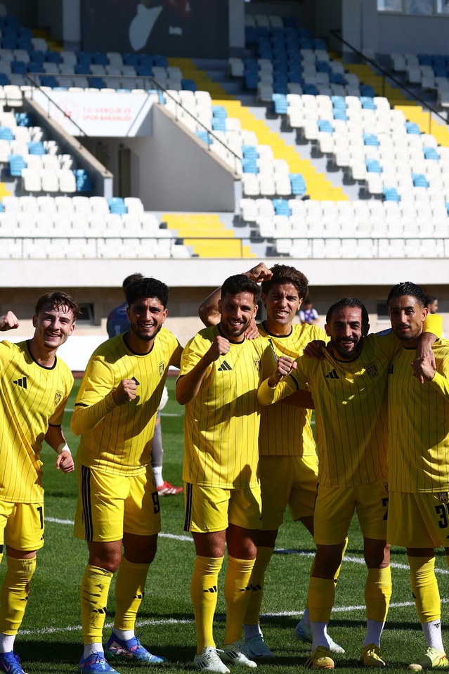 Aliağa FK, Erbaaspor'u deplasmanda 4-2 yenip 5 hafta sonunda 12 puana ulaştı