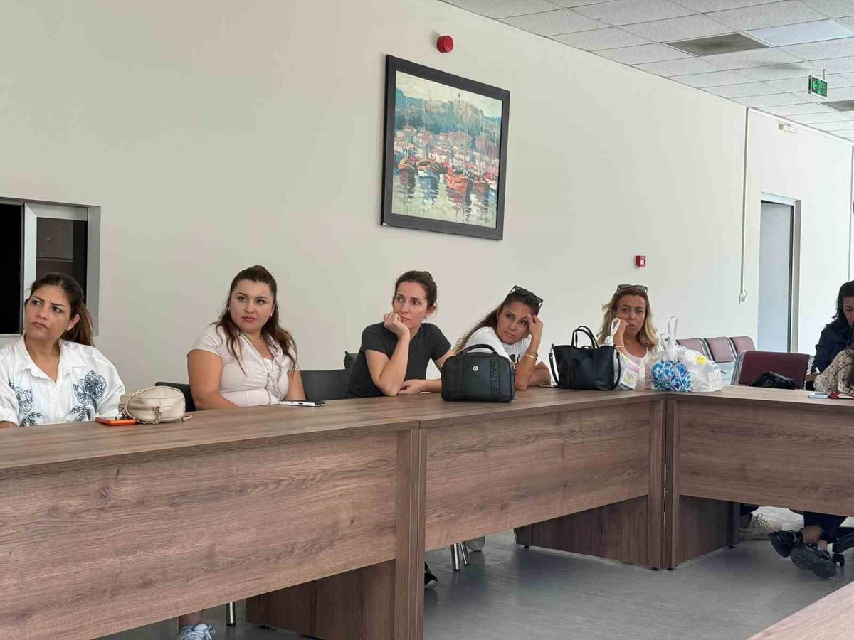 Aydın Atatürk Devlet Hastanesi\'nde çalışanlara afet ve hasta hakları eğitimi verildi