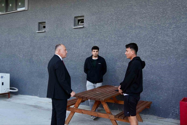 Balıkesir Gençlik ve Spor İl Müdürü Özalp Bandırma'da öğrenci yurtlarını gezdi