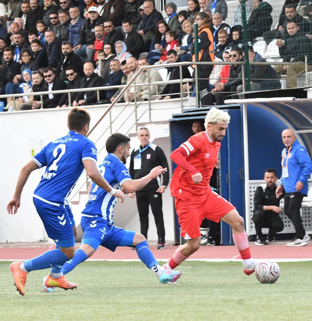 Cem Kavçak'ın dönüşünde Balıkesirspor, Bigaspor deplasmanında 3-2 yenildi