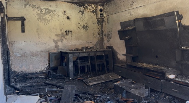 Bandırma'da apartman dairesinde patlama ve yangın: Doğal gaz kaçağı şüphesiyle yakılan tüp iddiası