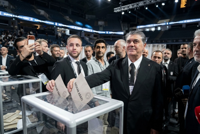 Beşiktaş Başkanı Serdal Adalı: 'Temizlik tamamlanana kadar ligler ertelenmeli'