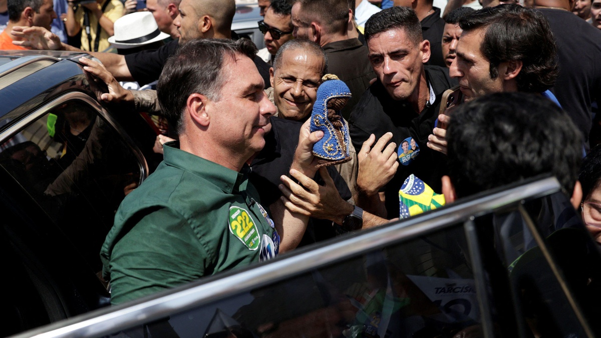Brezilya seçiminde Aparecida Meryem Ana tartışması Bolsonaro\'yu zor durumda bıraktı