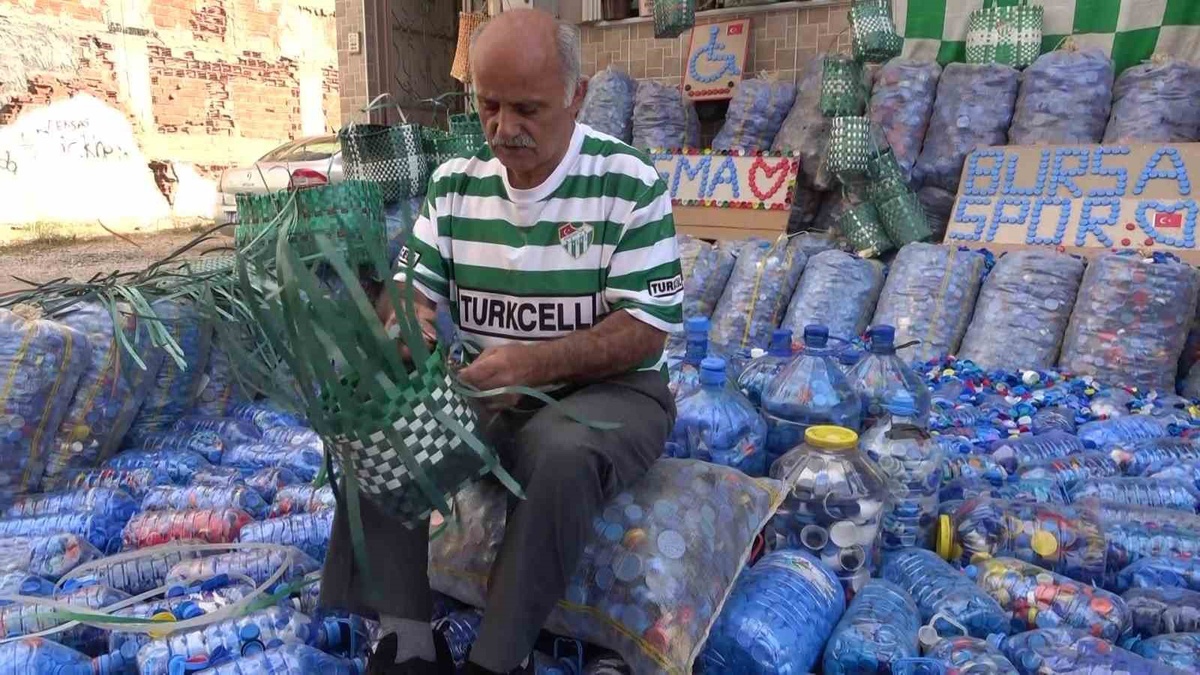 Yıllardır kapak toplayan Nazım Gökçe, 1 milyon kapağı Bursaspor\'a bağışlamak istiyor