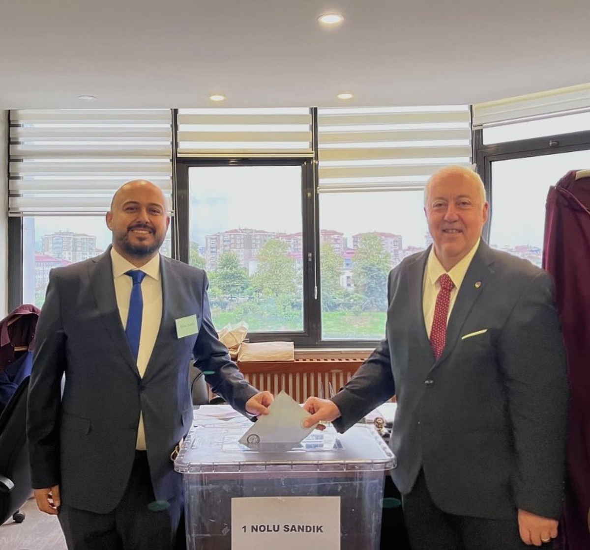 Seçimi kaybeden Kazım Yılmaz, Çarşamba Ticaret Borsası üyelerine teşekkür etti