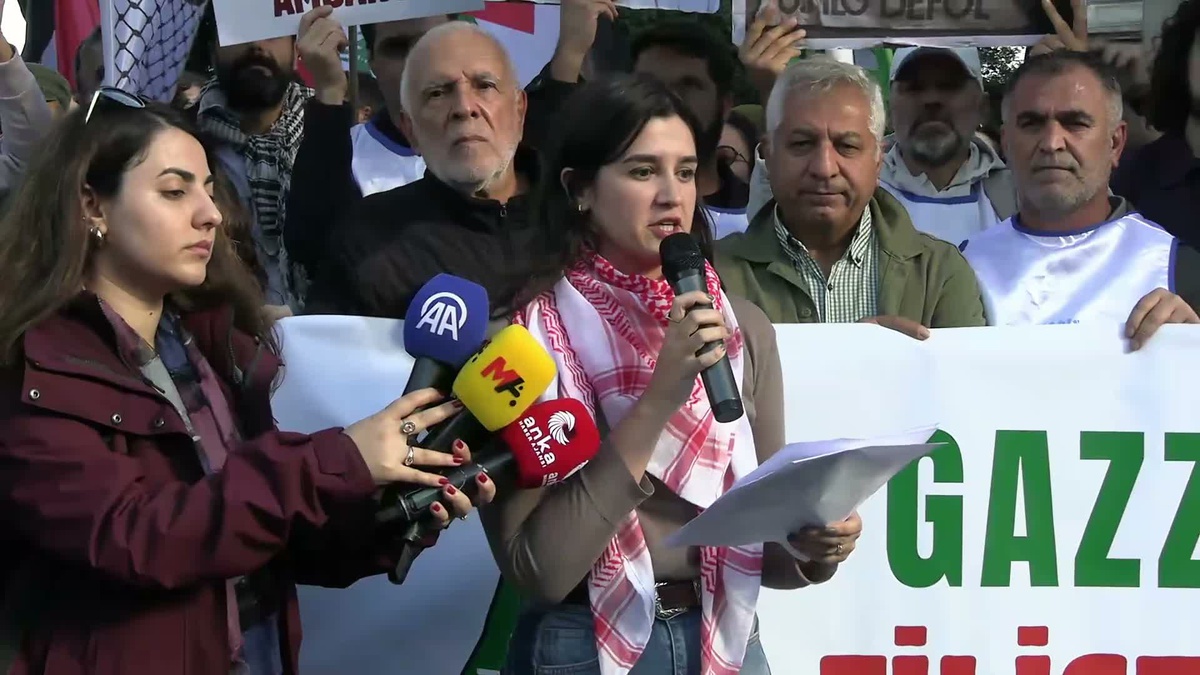 Filistin Eylem Komitesi, Taksim\'den Dolmabahçe\'ye yürüyüp İsrail\'e tam ambargo istedi