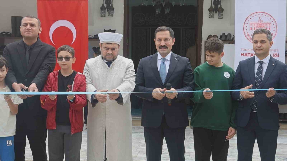 Hatay Defne\'de 136\'ncı cami TOKİ Hz. Hasan Camii, Vali Masatlı\'nın katılımıyla açıldı