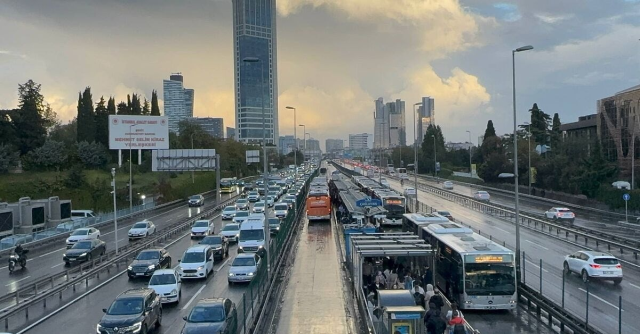 İstanbullular dikkat! Salı günü otobüs, metro, metrobüs ve vapur ücretsiz