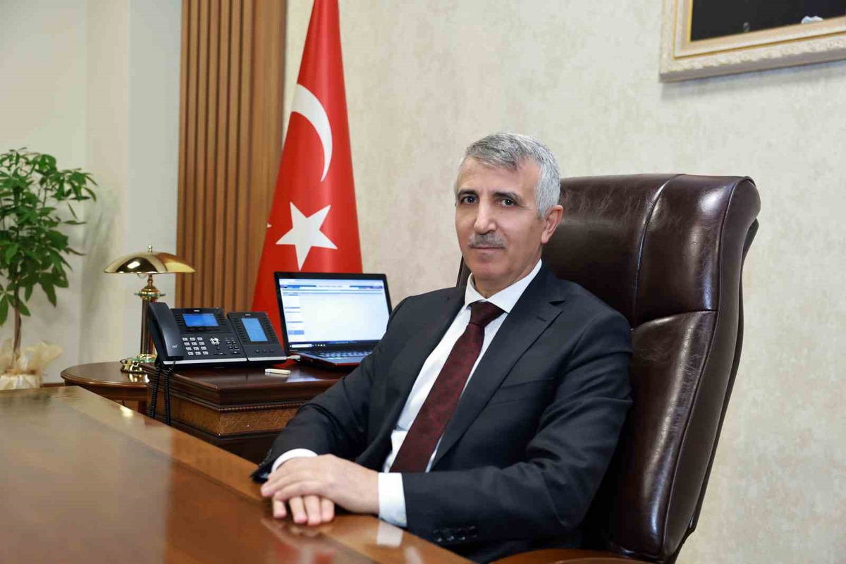 Adana ve Osmaniye depremleri Kahramanmaraş\'ta hissedildi, Vali Ünlüer olumsuzluk yok dedi