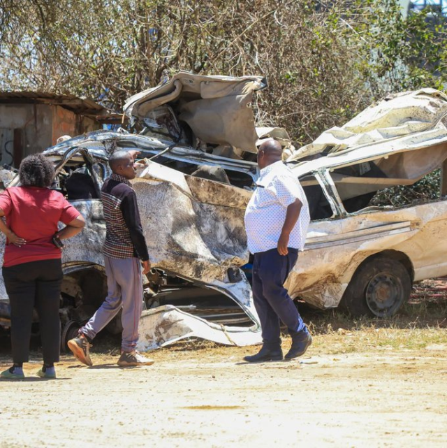 Kenya'nın Makueni bölgesinde Nairobi-Mombasa karayolunda kazada en az 17 kişi öldü