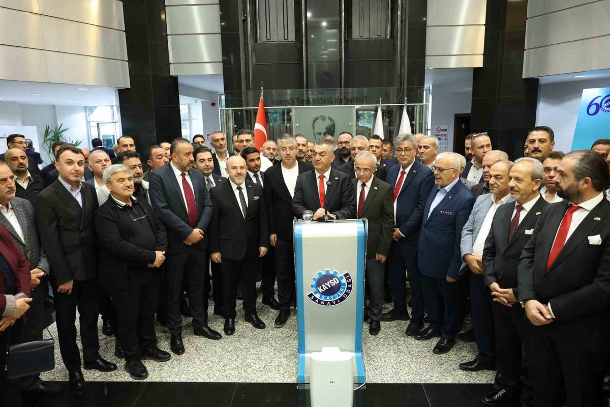 KAYSO\'da 25 meslek komitesinin üyeleri belirlendi, Büyüksimitci güven tazeledi