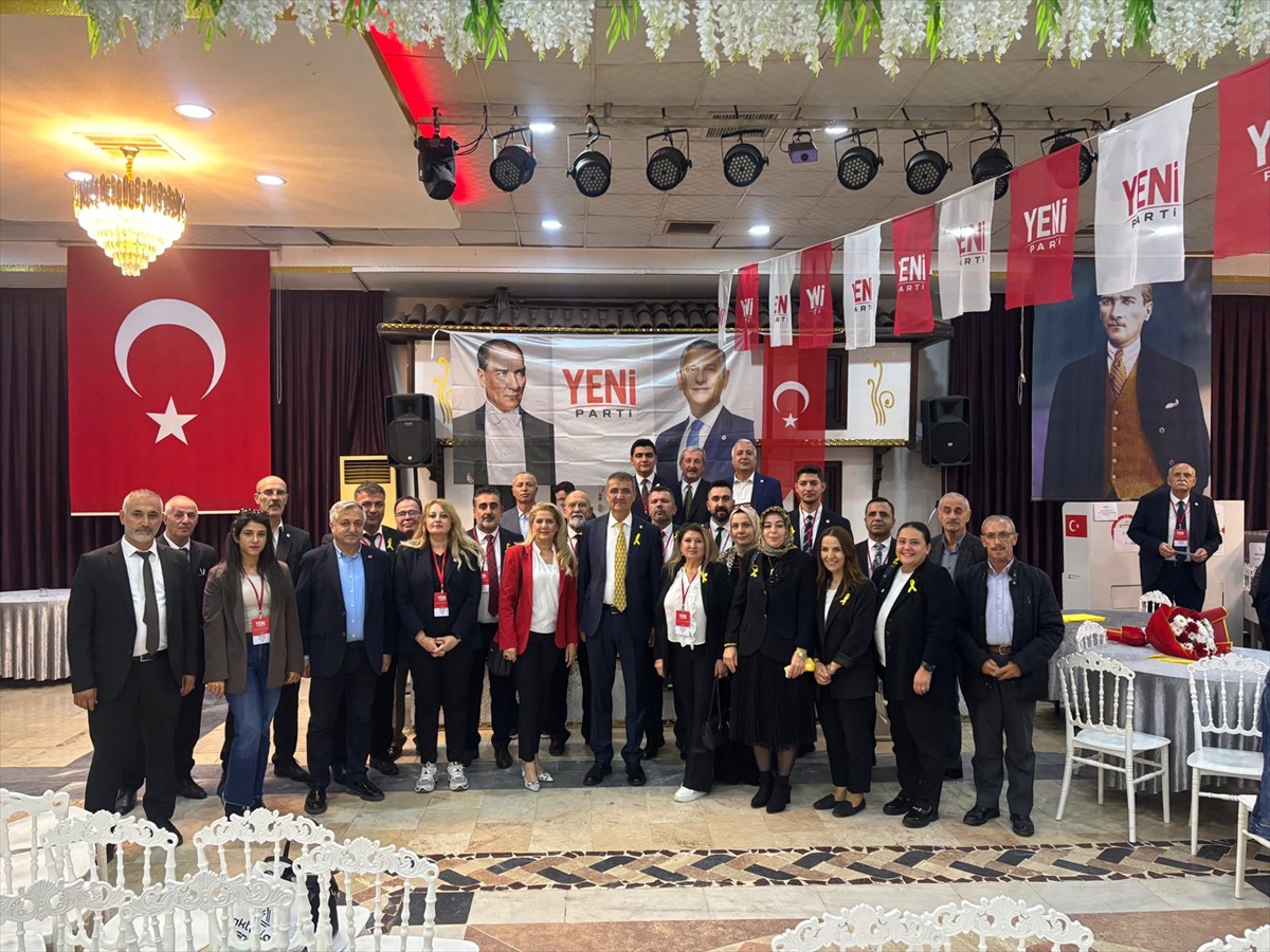 Polatlı\'da Yeni Parti kongresinde ilçe başkanlığını 196 oyla Mehmet Cem Özkan kazandı