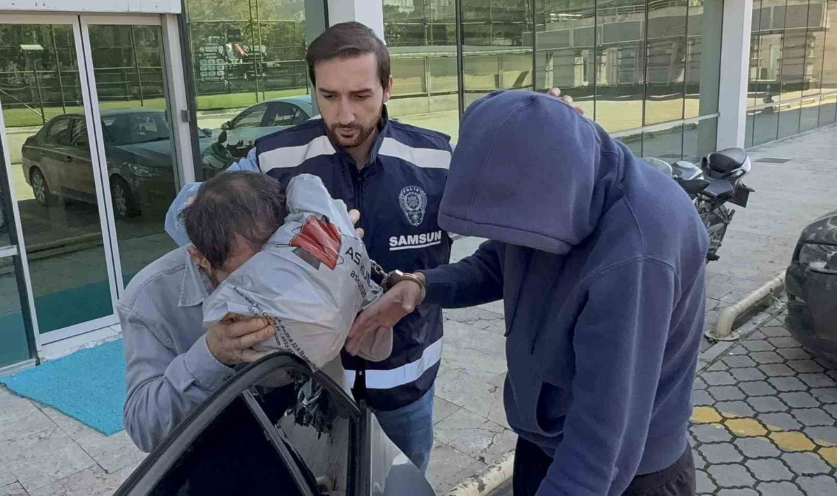 Samsun\'da uyuşturucu ticareti yaptıkları ileri sürülen 2 kişi tutuklandı