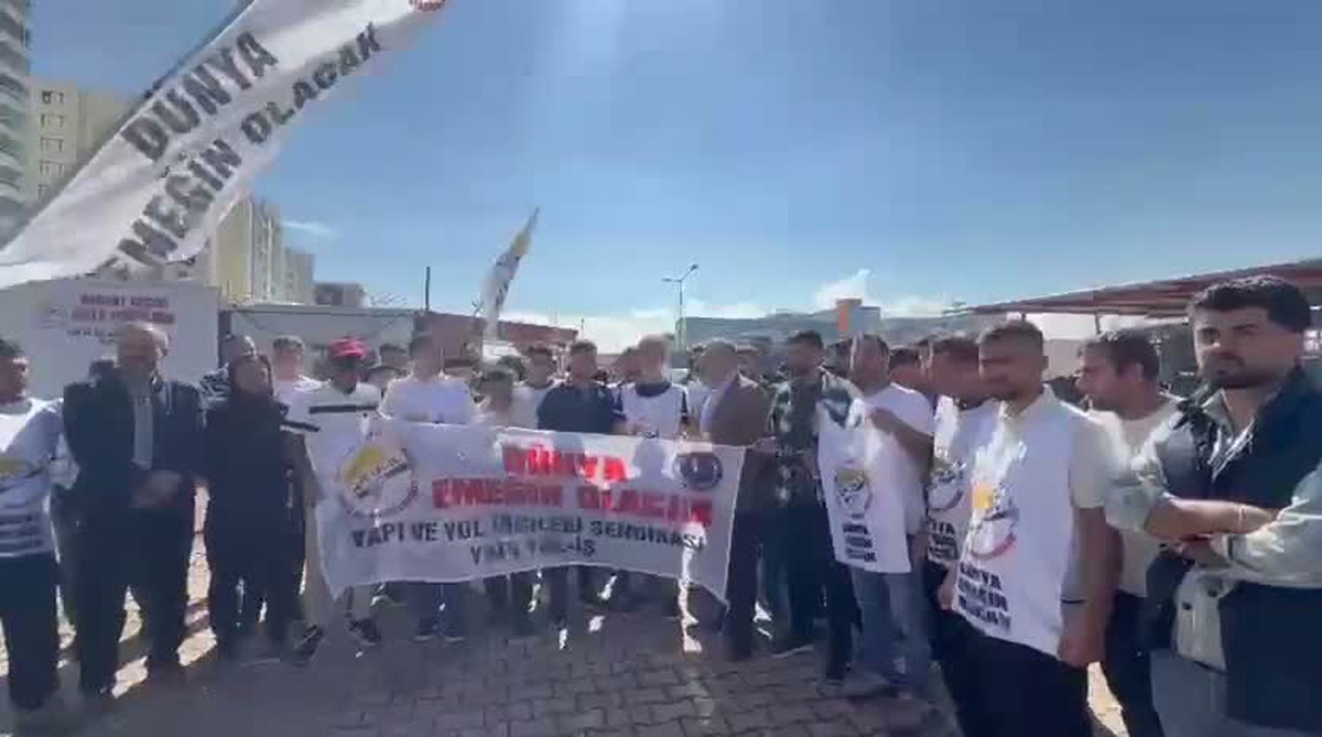 Tanrıkulu, Diyarbakır Şehir Hastanesi işçilerine sendikal mücadelede destek verdi