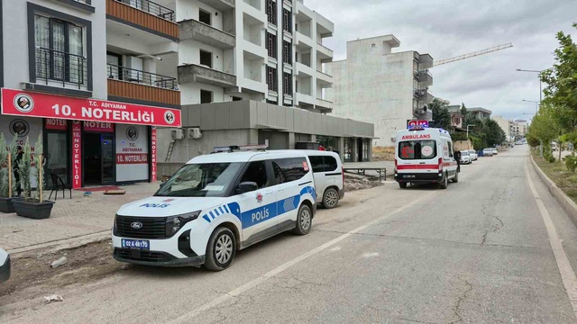 Araçla yanına yanaştılar! Cadde ortasında kurşun yağmuru