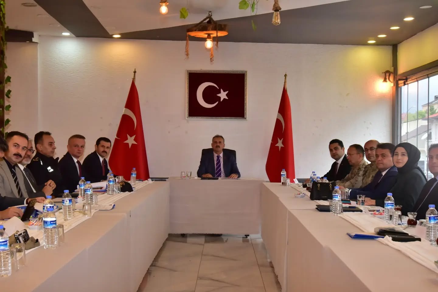<a class='keyword-sd' href='/agri/' title='Ağrı'>Ağrı</a> <a class='keyword-sd' href='/tutak/' title='Tutak'>Tutak</a>'ta güvenlik tedbirleri Vali <a class='keyword-sd' href='/bozkurt/' title='Bozkurt'>Bozkurt</a>'un katıldığı toplantıda ele alındı