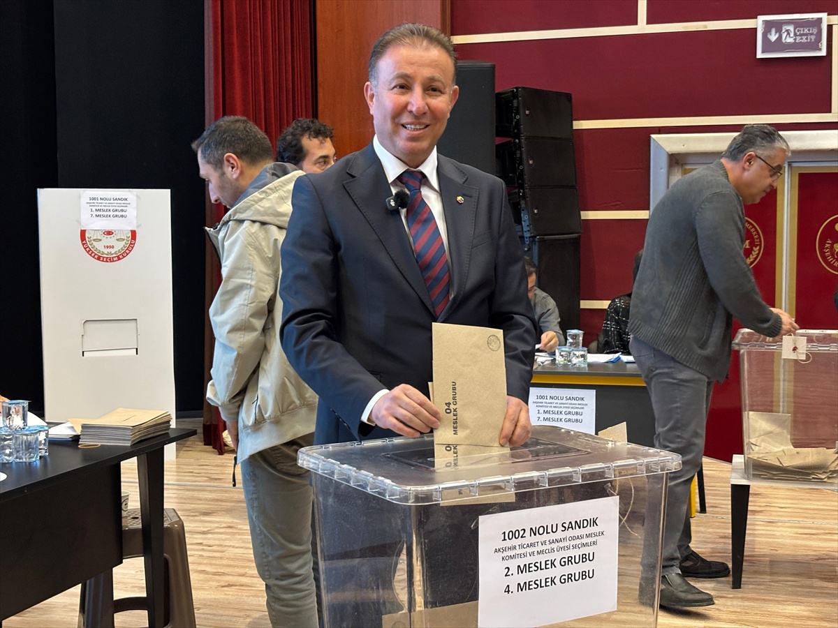 Akşehir TSO\'da mevcut başkan Ender Kalkan tek listeyle yeniden güven tazeledi