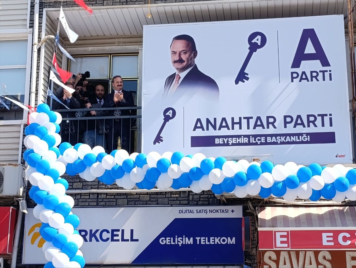 Anahtar Parti Beyşehir İlçe Teşkilatı, Ağıralioğlu\'nun katıldığı törenle açıldı
