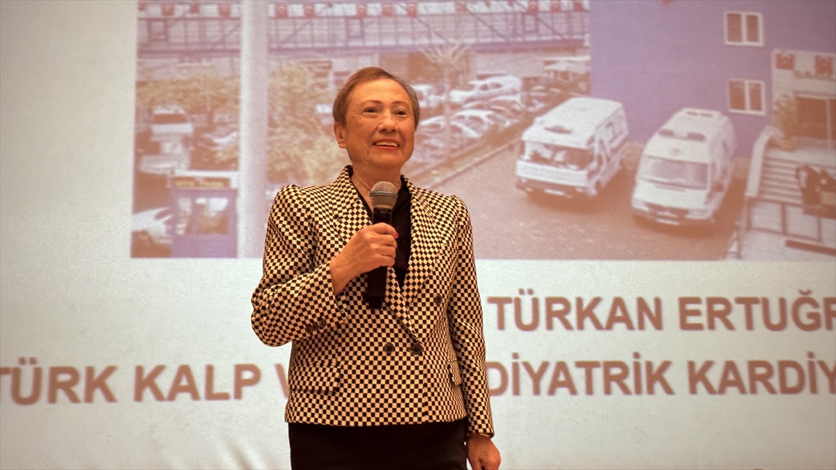 Artvin\'de kardiyorenal sendrom konferansında günlük tuz tüketimi 11 grama düştü