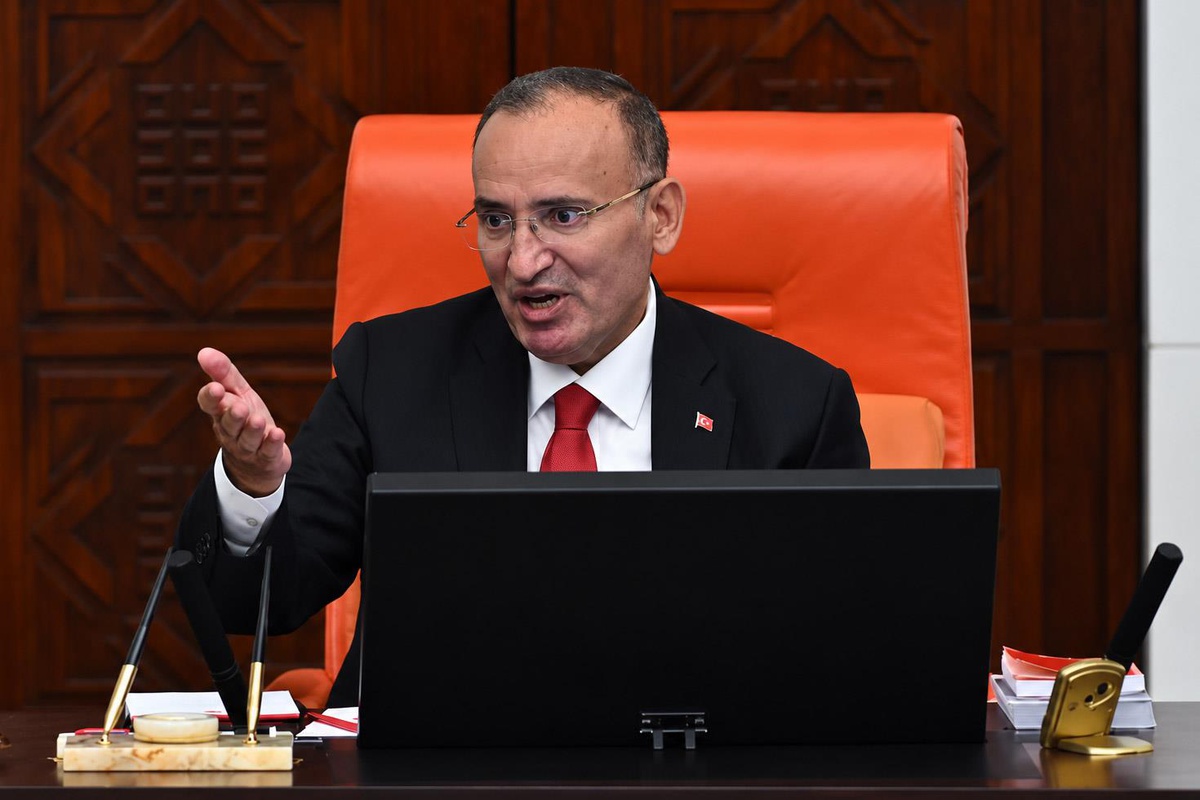 Bir süredir hastalıkla mücadele eden Bekir Bozdağ'ın son hali şok etti
