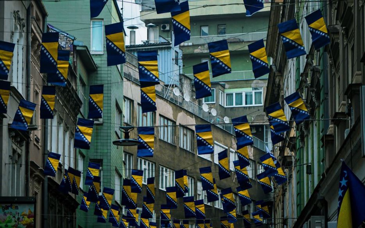 Bosna Hersek\'te seçmenler Konsey\'e Becirovic, Filipovic ve Cvijanovic\'i seçti