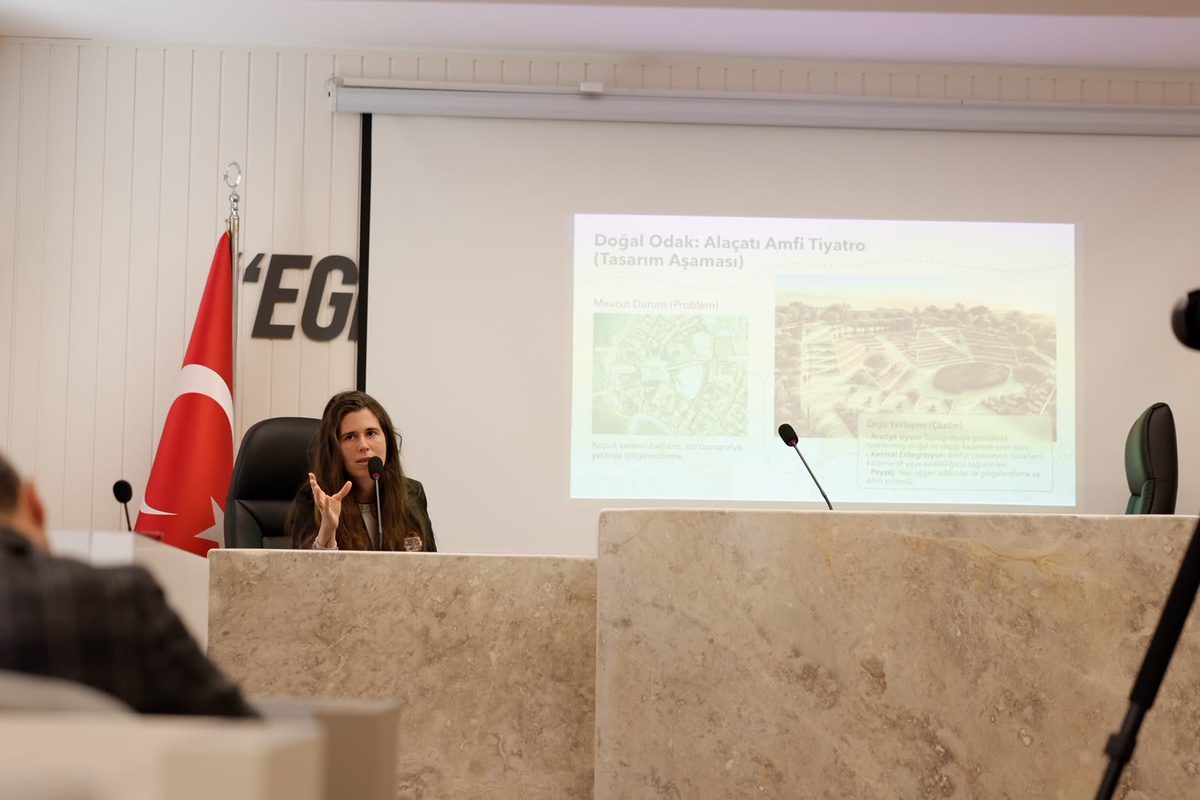 Çeşme Belediye Başkanı Denizli, mecliste 15,7 milyar TL\'lik satışı anlattı