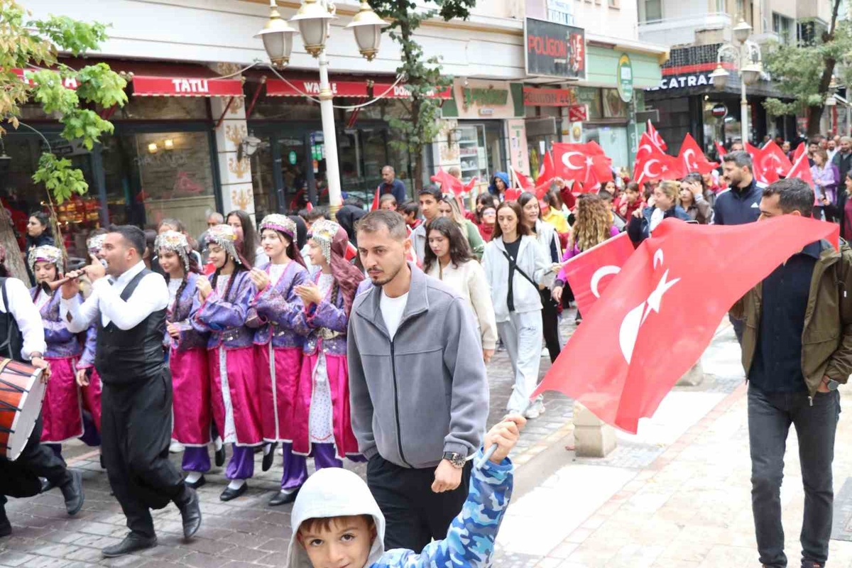 Malatya\'da Amatör Spor Haftası yürüyüşle başladı, İl Müdürü Kayhan herkesi davet etti