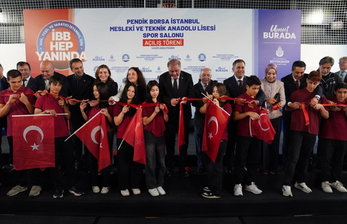 İBB, Pendik\'te 1295 öğrencili okulun spor salonunu 80 milyon liraya açtı