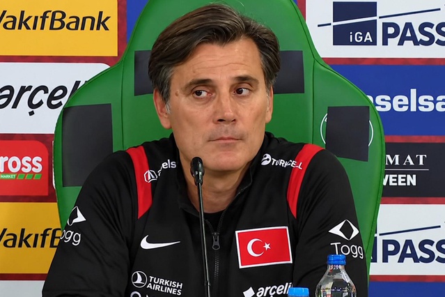 İtalya'da mikrofonu eline aldı! Montella'dan Türkiye'ye çok konuşulacak mesaj