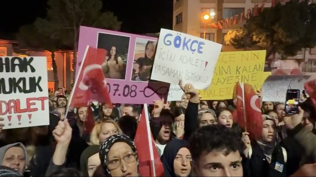 Karacabey\'de Gökçe Alkan için yürüyüş düzenlendi, ablası idam istedi