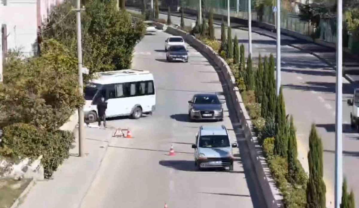 Kırıkkale\'de belgesi yetersiz minibüs şoförüne 11 bin 629 lira ceza kesildi