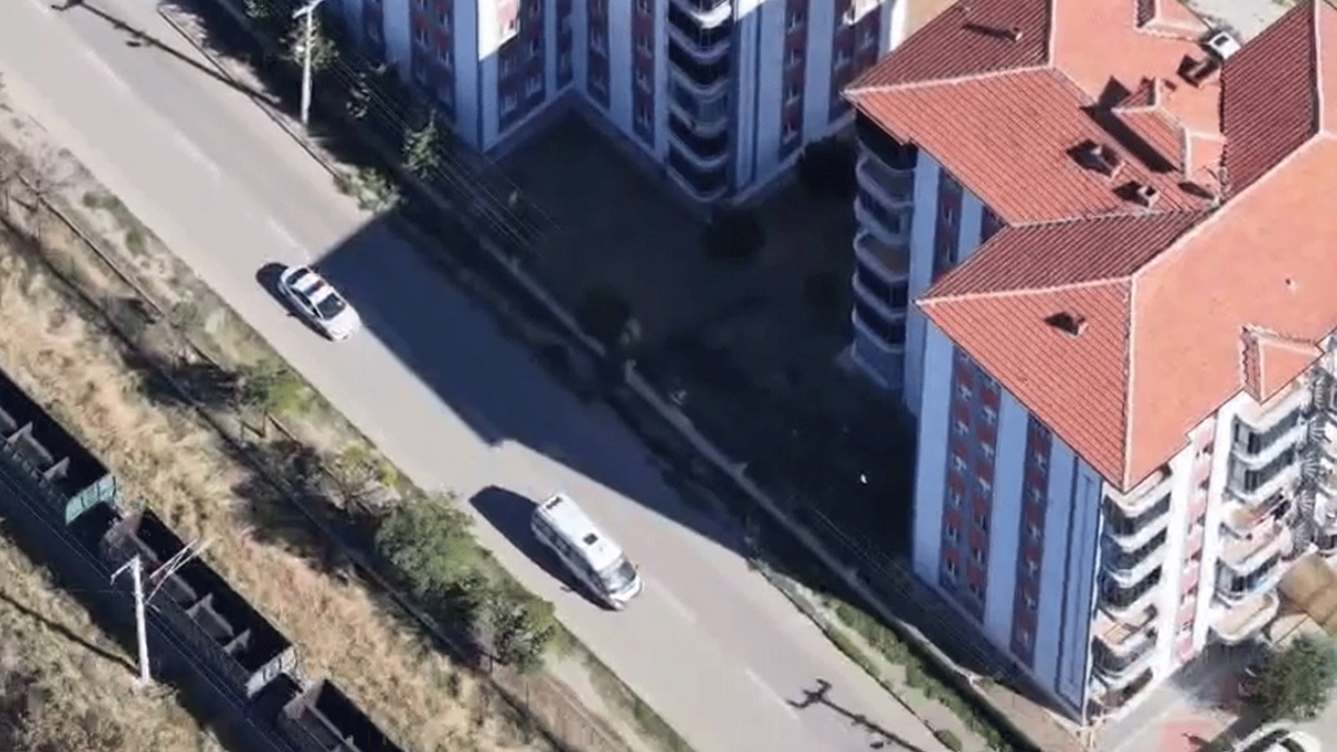 Kırıkkale\'de ara sokaklara kaçan minibüs sürücüsüne 11 bin 629 lira ceza uygulandı