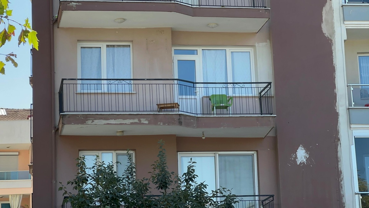 İzmir Ödemiş\'te bıçakla yaralanan 63 yaşındaki kişi öldü, eşi gözaltına alındı