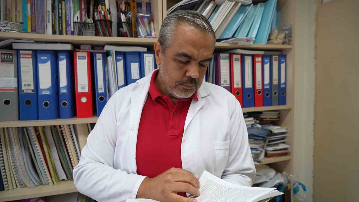 OMÜ\'den Mortaş, konservelerde botulinum toksininin ölüme yol açabileceğini söyledi