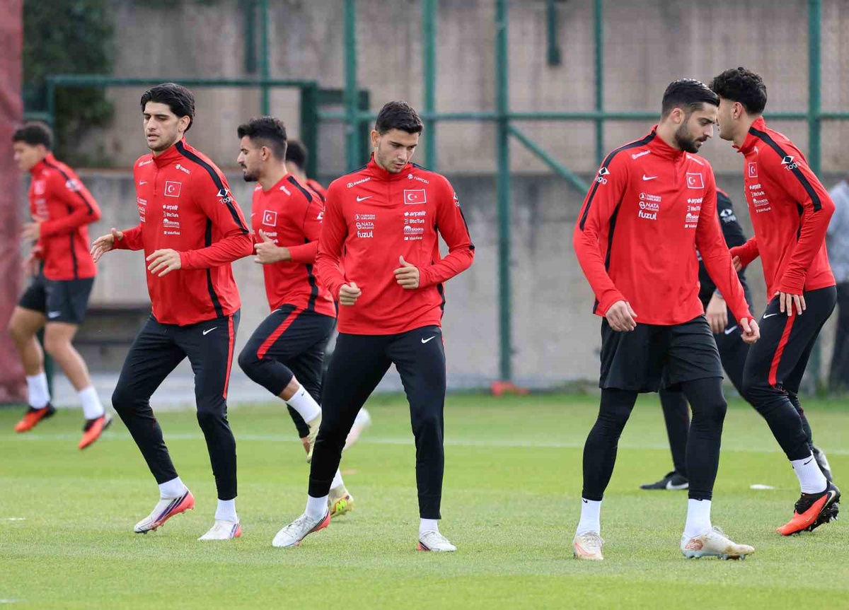 Ümit Milli Takımı, play-off garantisiyle Macaristan maçına hazırlandı