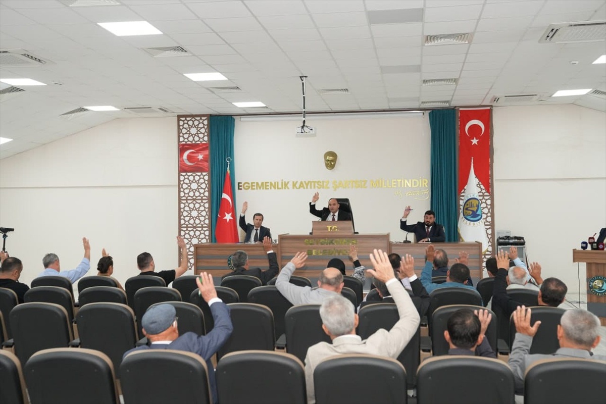 Seydikemer Belediyesi meclisinde ekim ayı gündem maddeleri oy birliğiyle kabul edildi