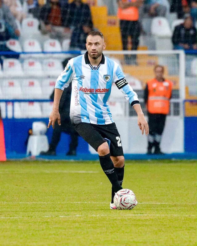 Süper Lig'de 6 haftada en yaşlı oyuncu Paulo Victor oldu, ilk 10'da 4 Erzurumsporlu var
