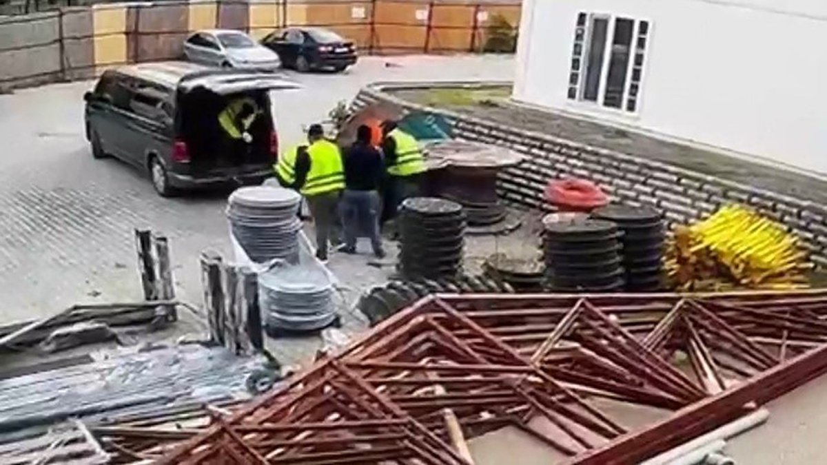 Tuzla\'da şantiyeden yaklaşık 1 milyon 397 bin TL\'lik kablo çalan 3 şüpheli tutuklandı
