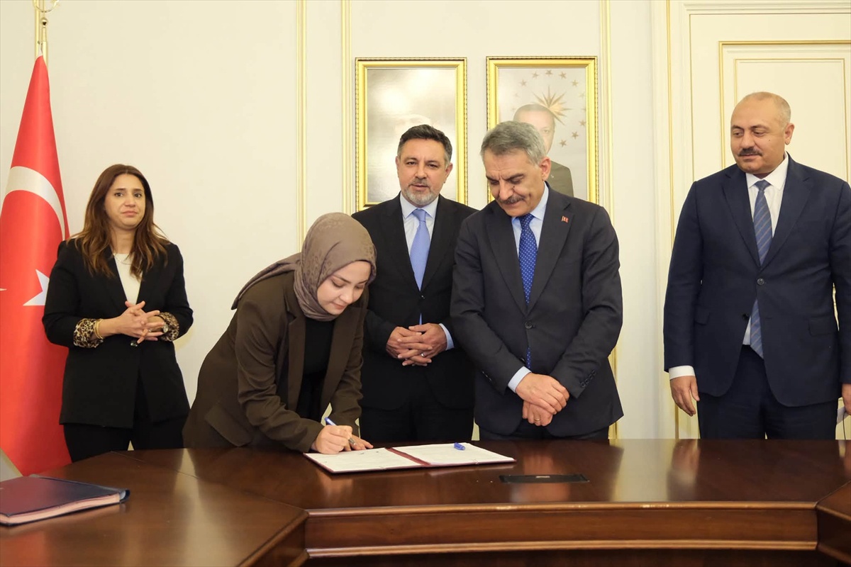 Valilik Yerköy\'deki kadın kooperatifiyle 263 bin 481,25 liralık hibe sözleşmesi imzaladı