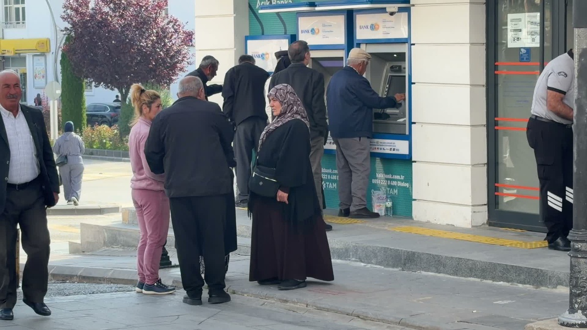 Yozgat\'ta vatandaş TÜİK\'in eylül ayı yüzde 1,84\'lük enflasyonuna inanmıyor