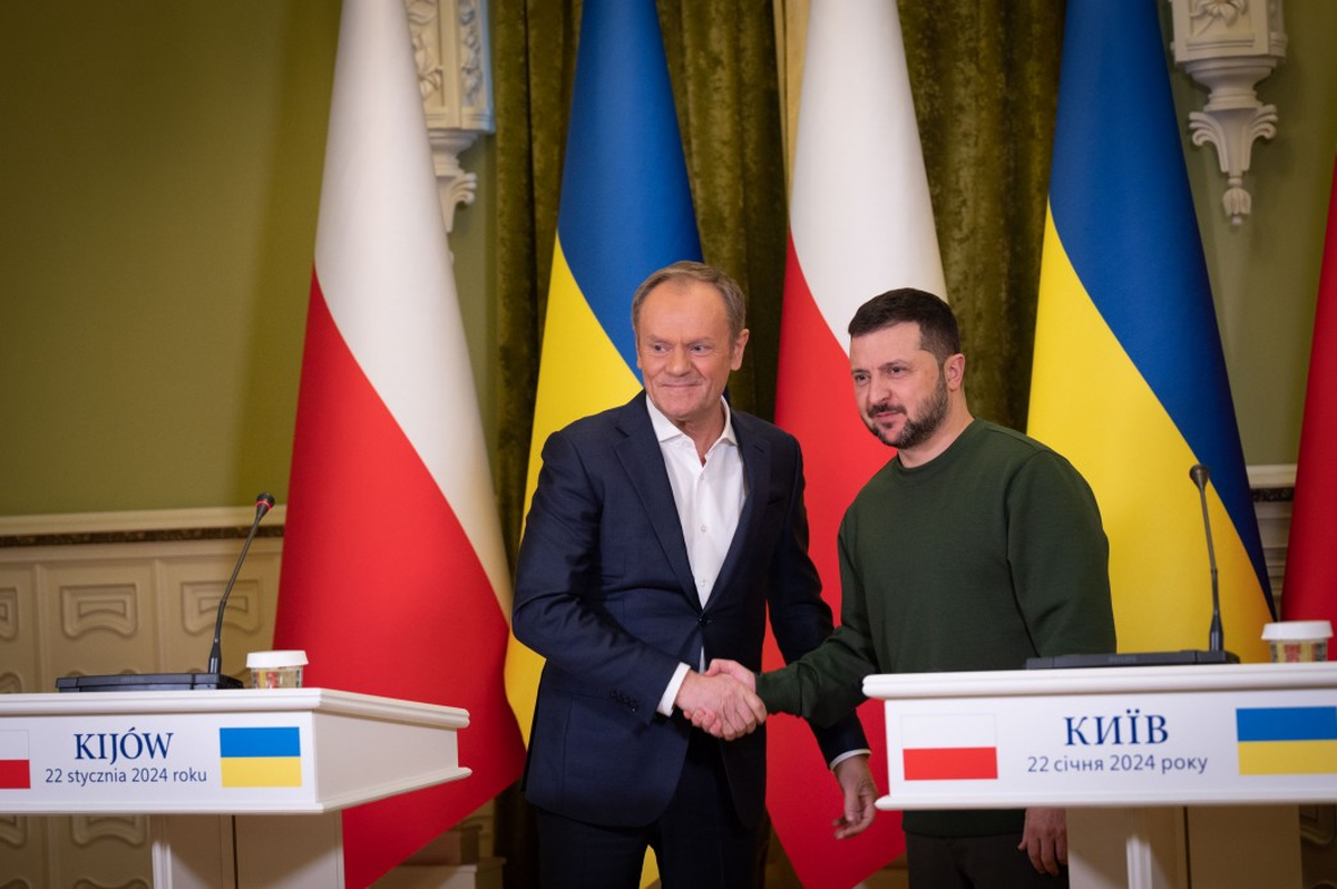 Zelenski, Tusk ile Ukrayna-ABD-Rusya üçlü toplantı hazırlıklarını görüştü