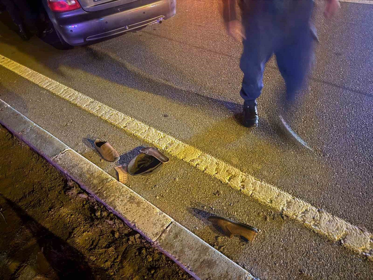 Afyonkarahisar Emirdağ Gömü\'de otomobilin çarptığı yaya ağır yaralandı