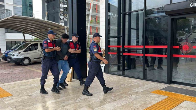İnfial yaratan görüntü! Neyse ki yaptığı yanına kar kalmadı 