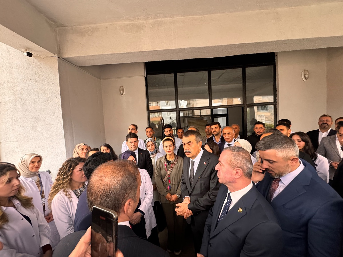 Bakan Tekin: En büyük borcumuz bu birlikteliği yeniden inşa etmek