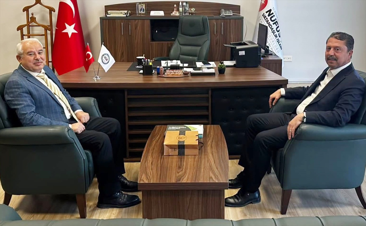 Beypazarı Belediye Başkanı Kasap, yeni başhekim ve nüfus müdürüne başarı diledi